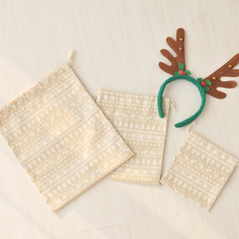 12 White deer three-piece set