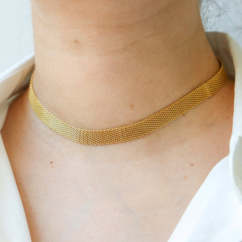 3:Gold Mesh Necklace