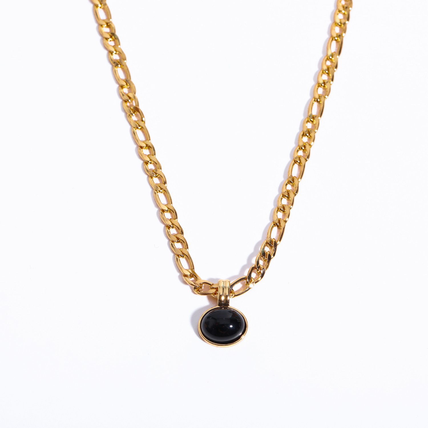 1:Black single-layer necklace