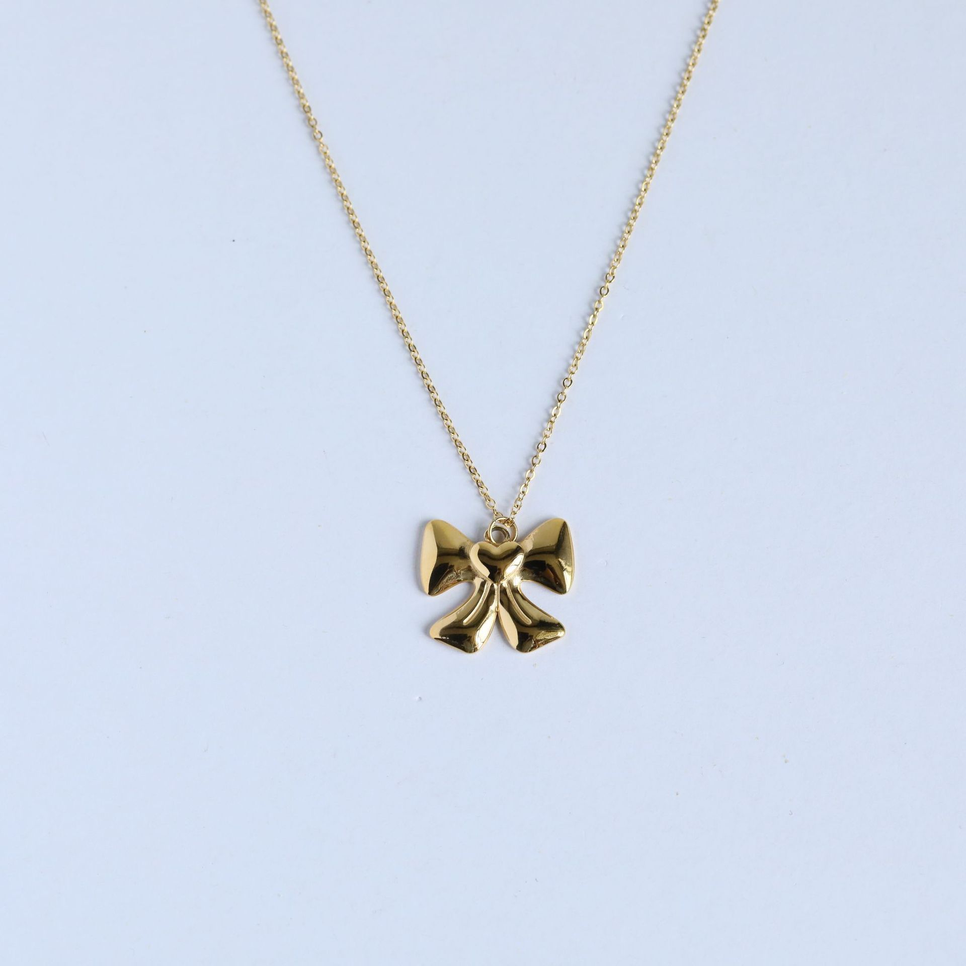 2:Medium bow (30mm pendant)