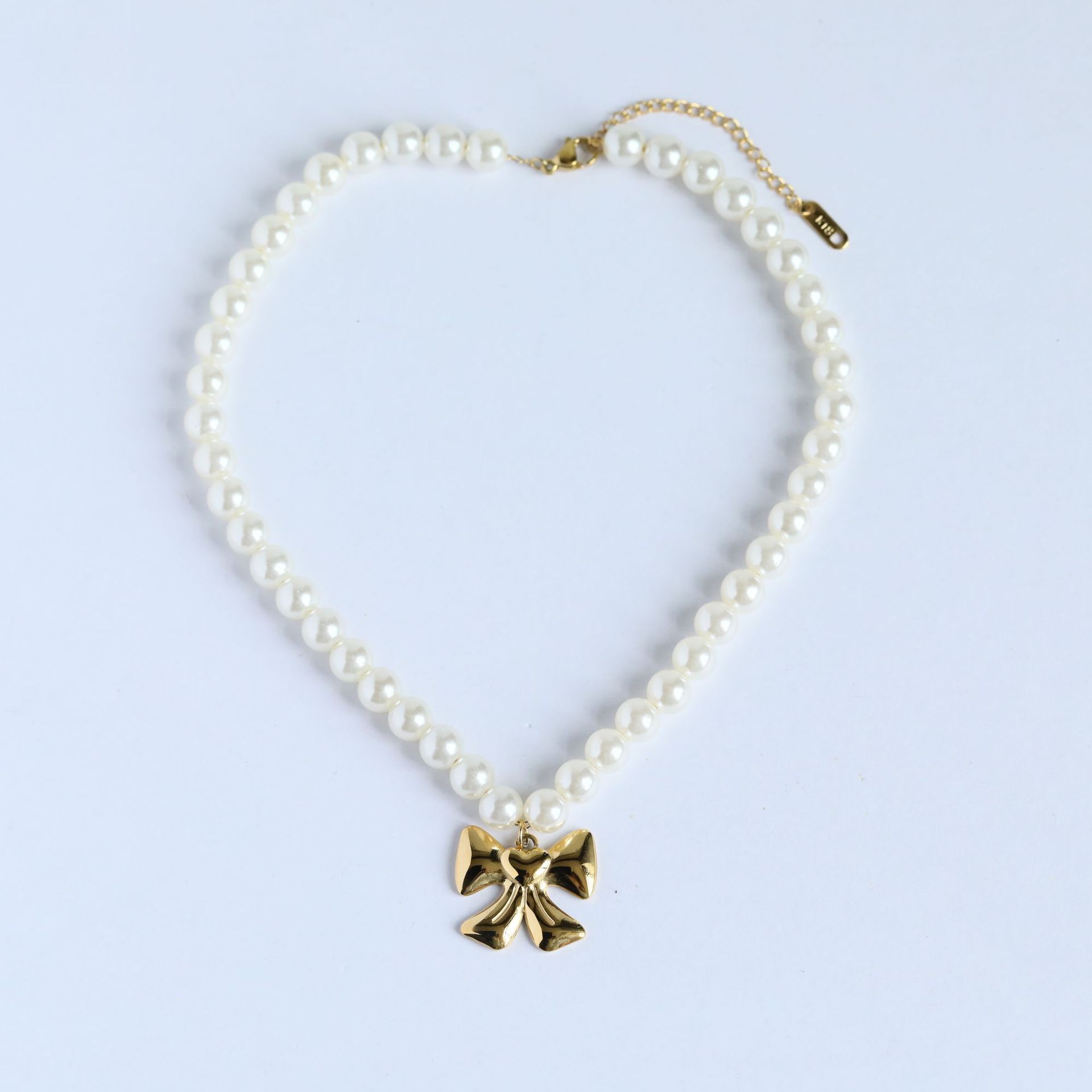4:Pearl bow (30mm pendant)