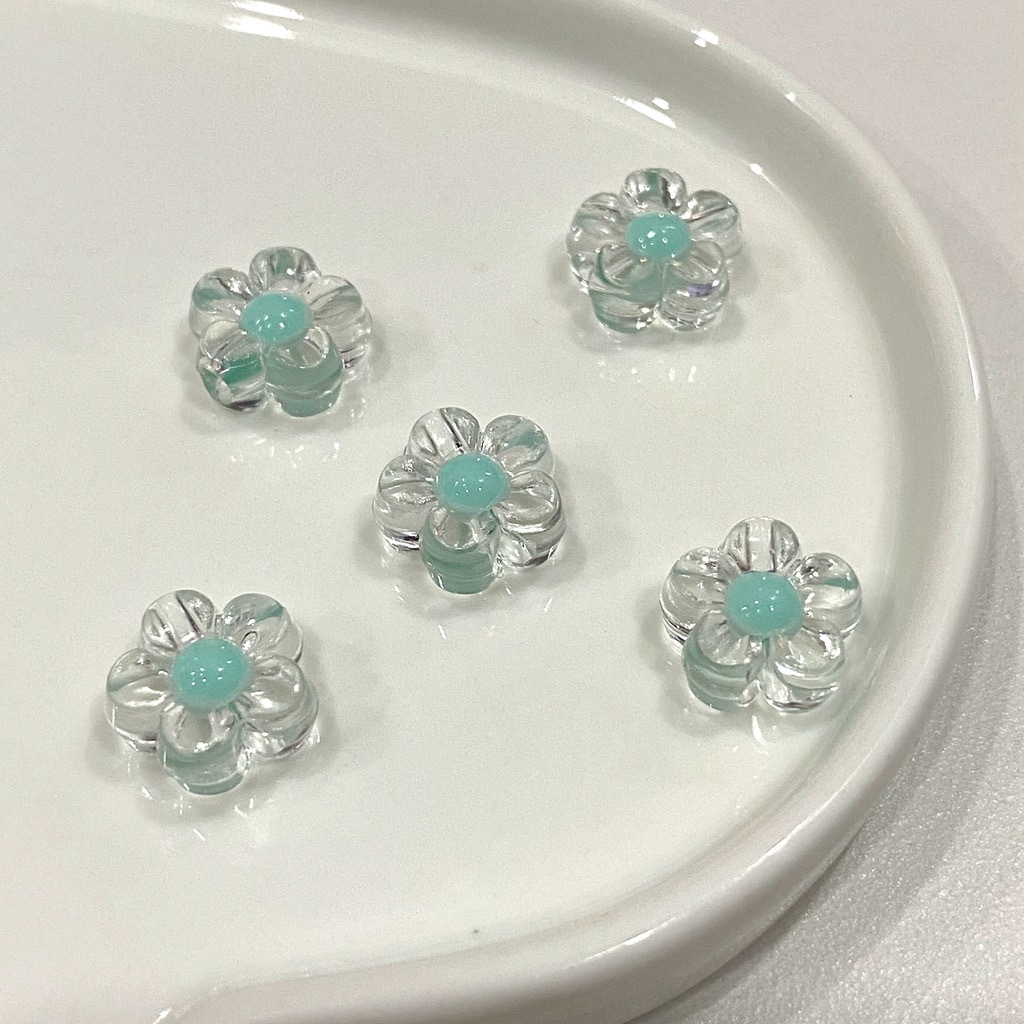 11:transparent lake blue