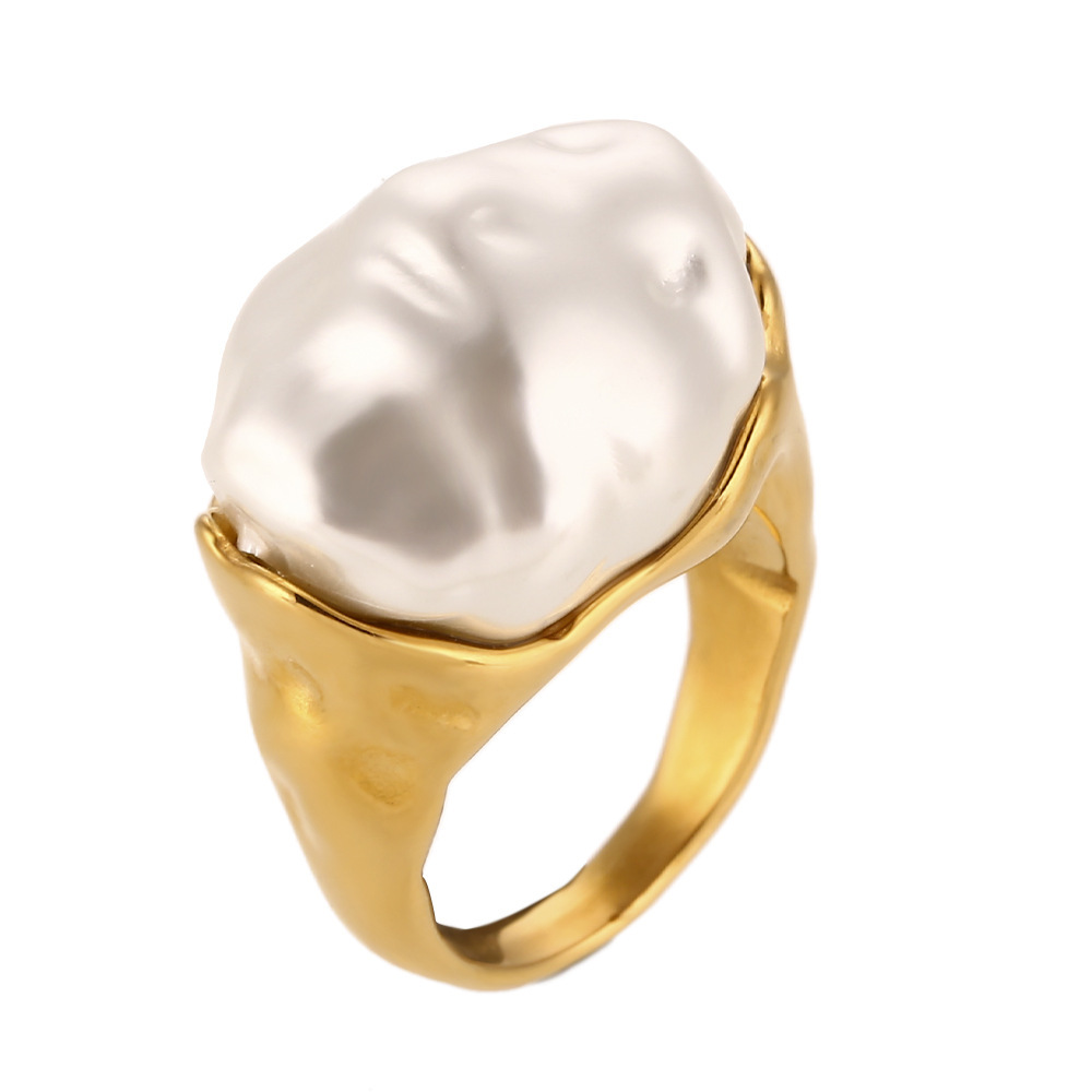 3:Acrylic shaped main stone vintage ring-gold pearl