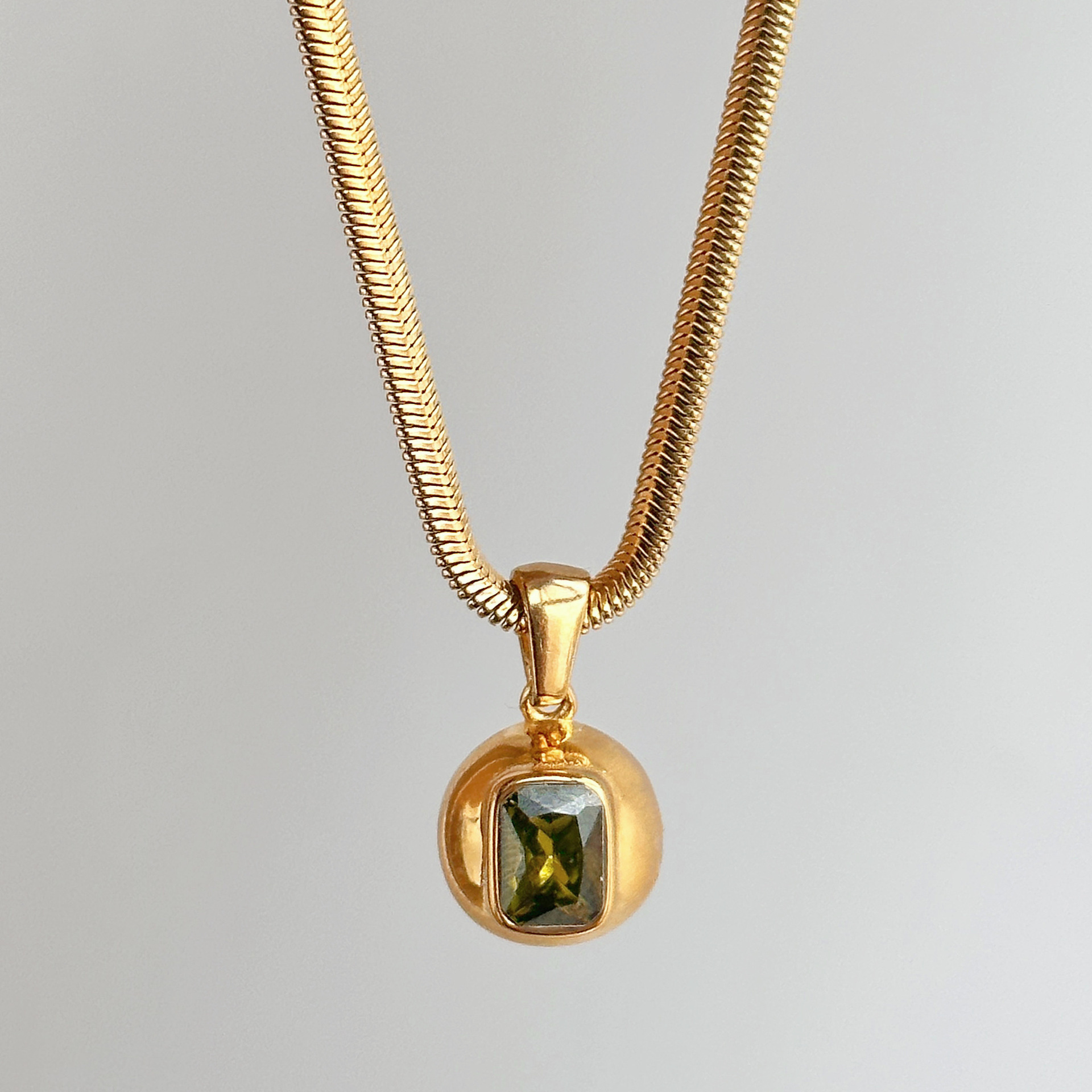 4 vert olive