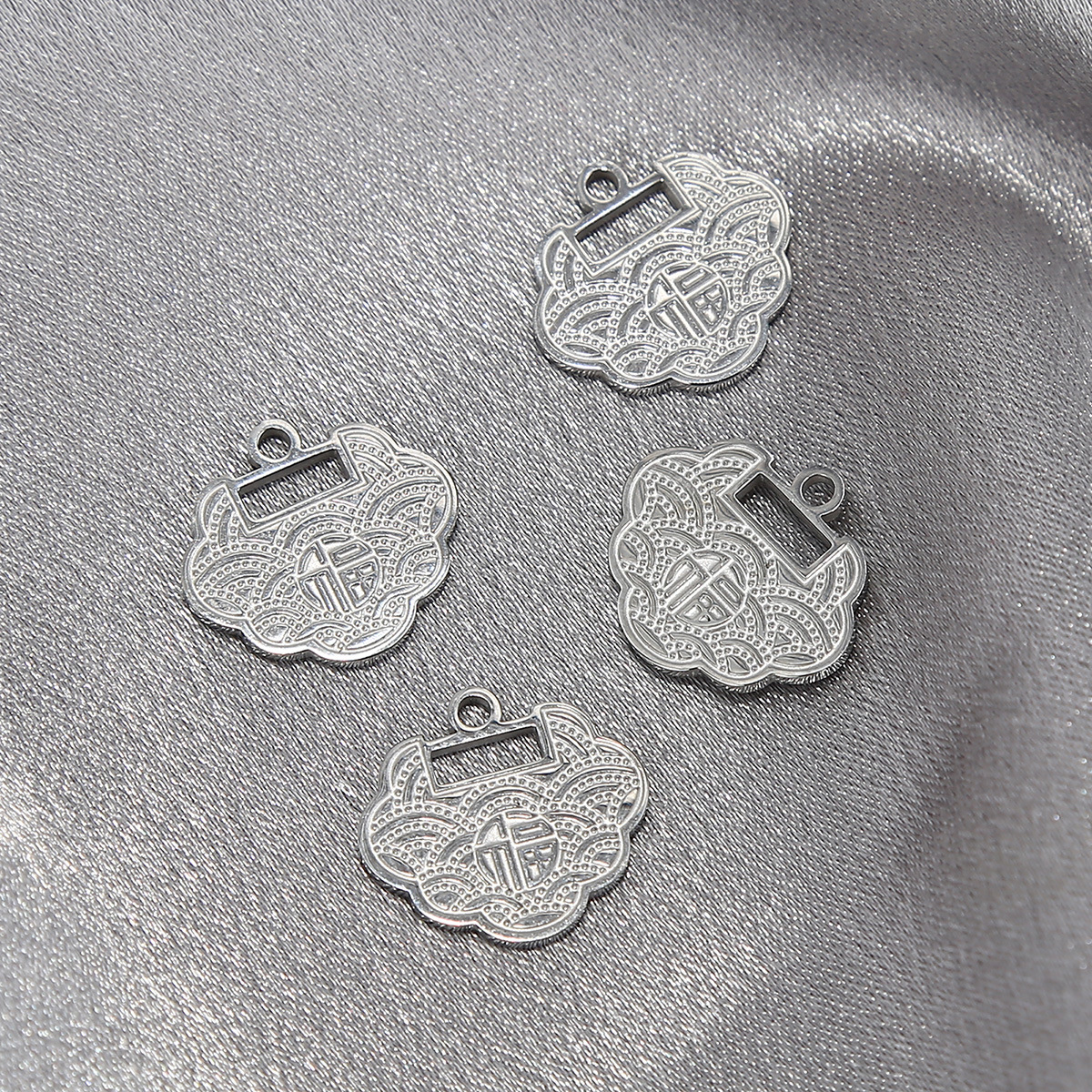 2:Steel color safety lock