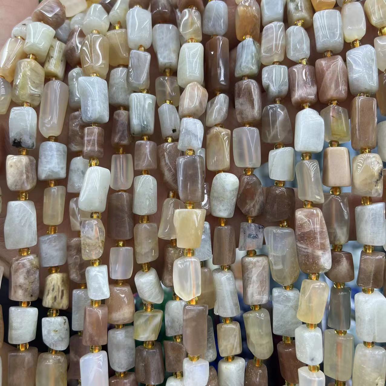 30:Colorful moonlight