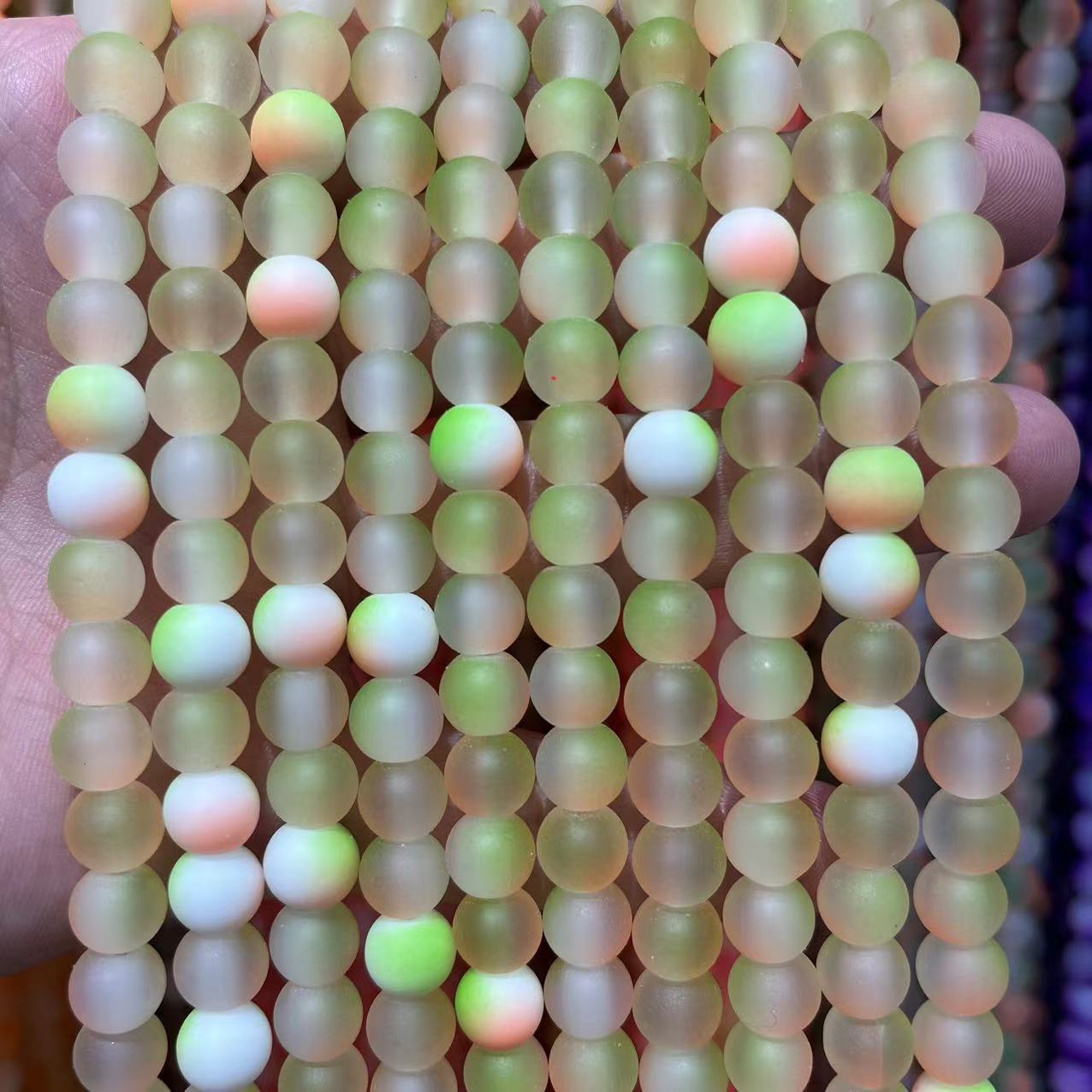 12:Green yellow white