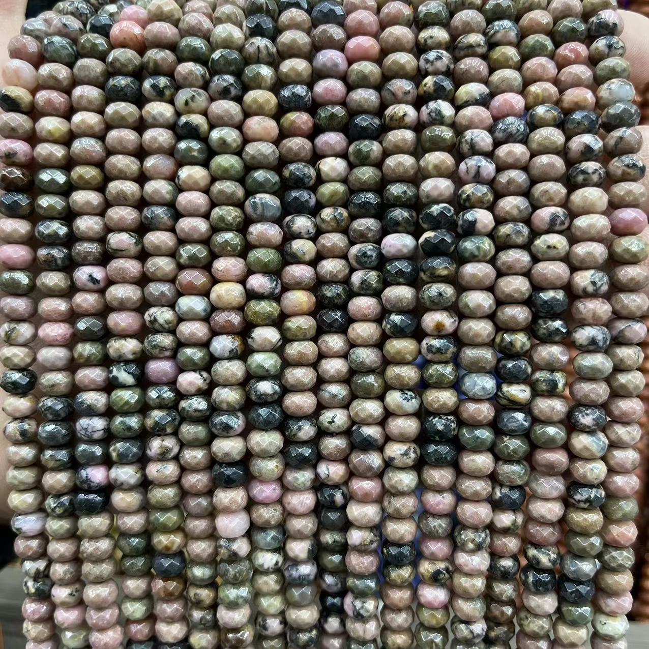 18:Black line red lines