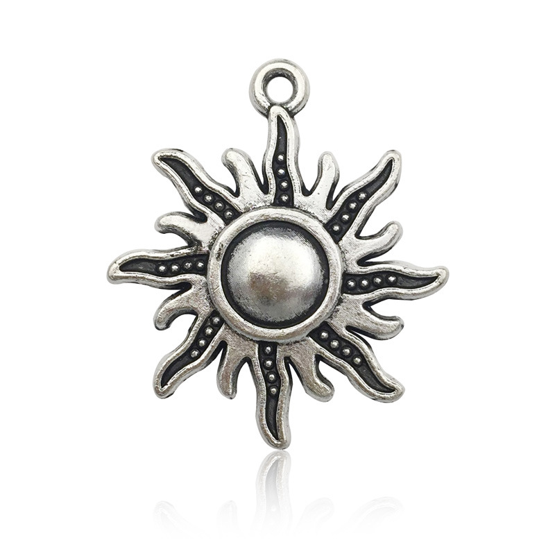 7:1 antique Silver Sun 25 × 28mm-1.6g-7187