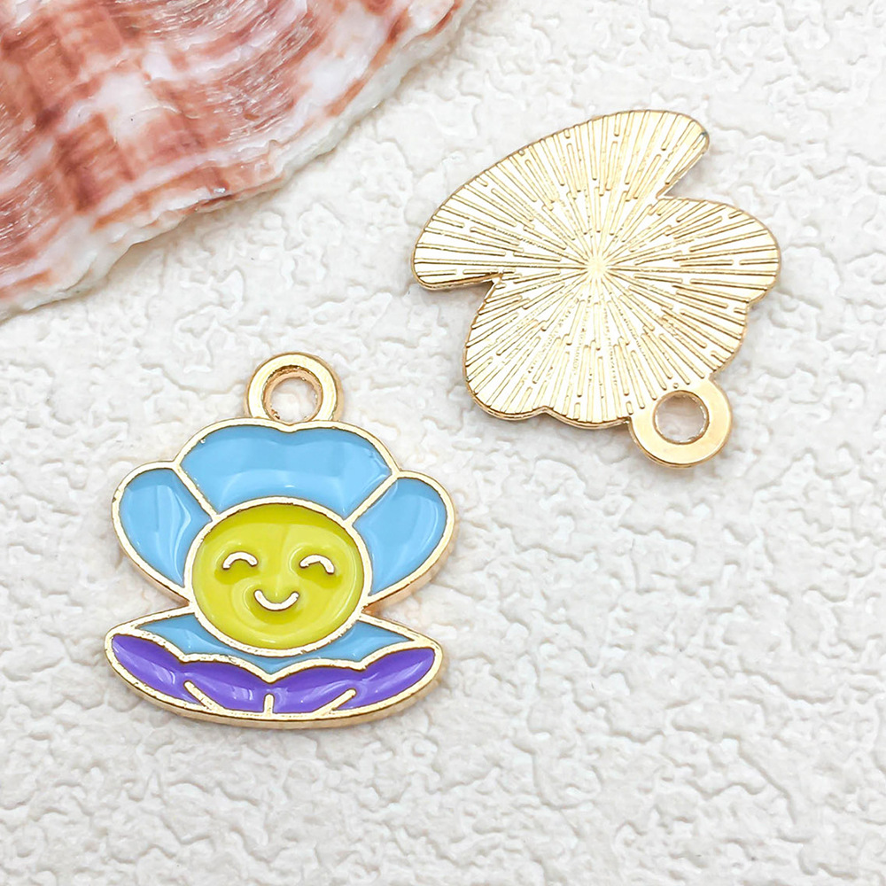 1 Smiley Shell 16x17mm-1.3g-18225