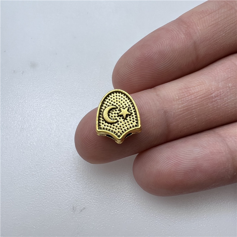 12:06 antique gold color about 330 pieces