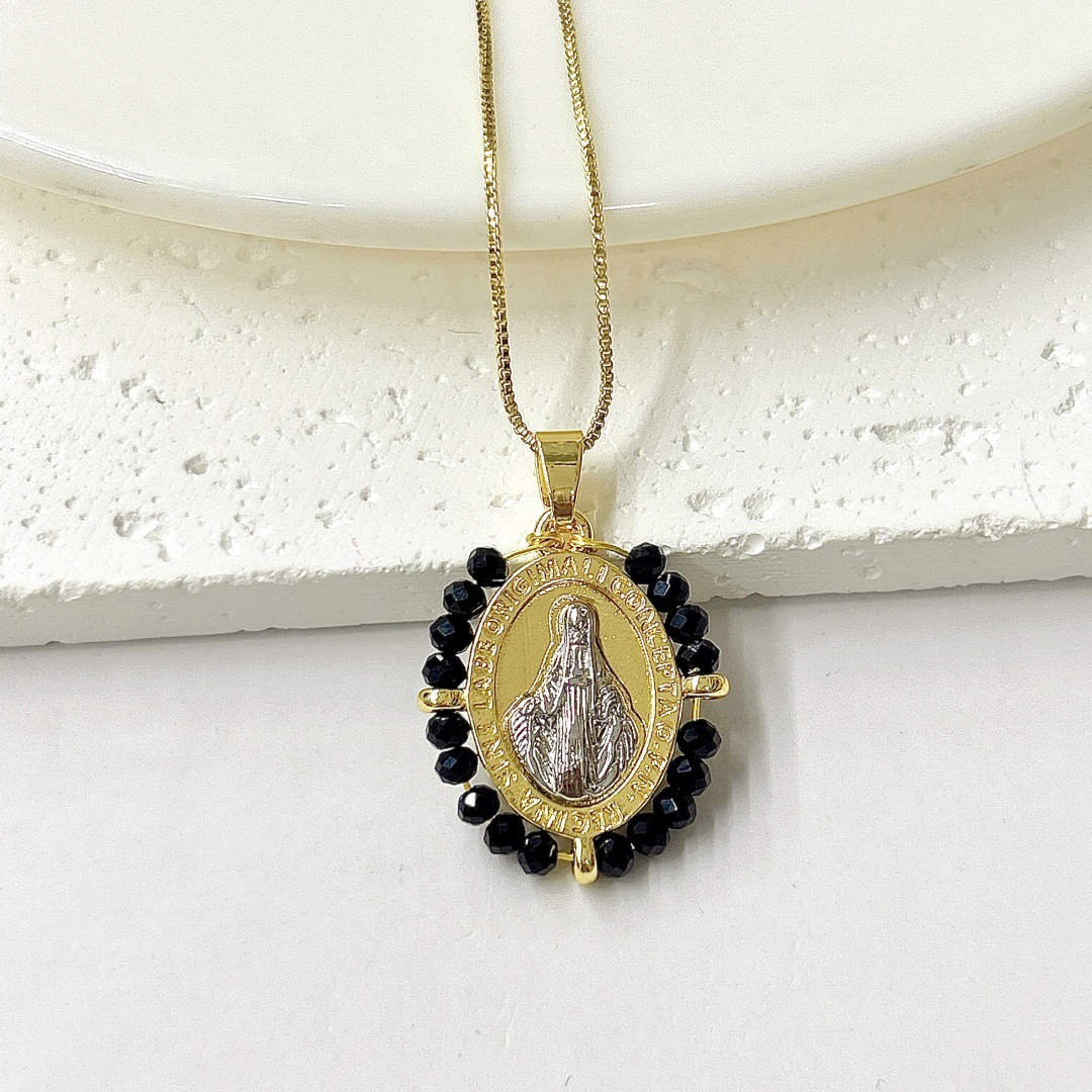 6:Black two-tone female necklace pendant