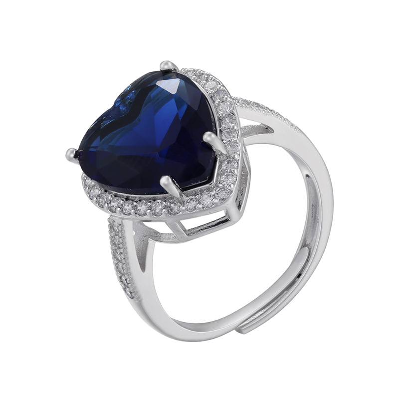 4:White gold Blue Diamond