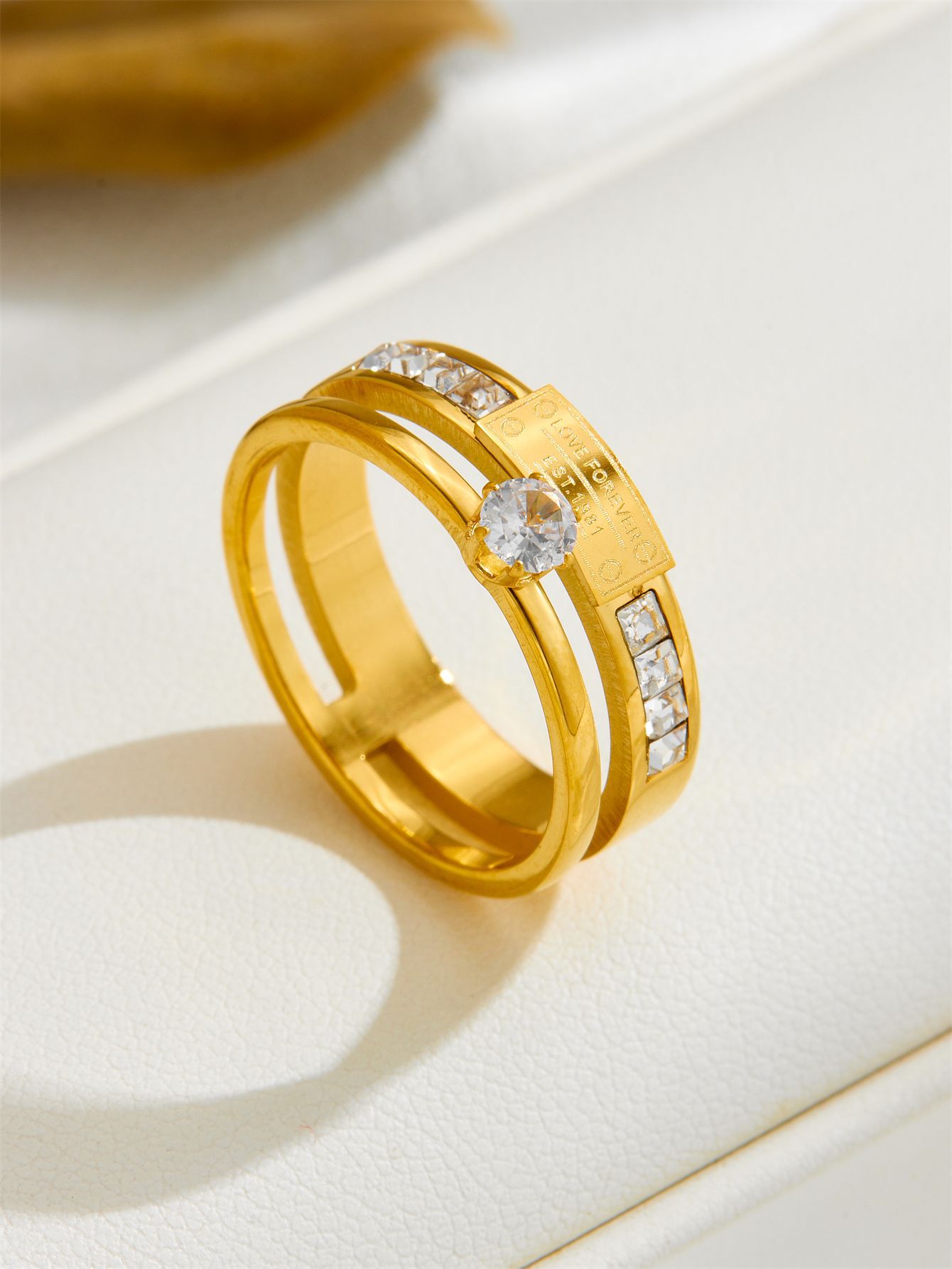D211 gold ring US Size #5