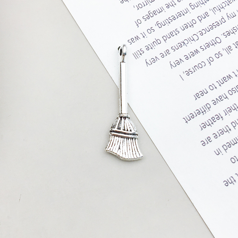 1 Ancient Silver Broom 9x27mm-10877/1.2g