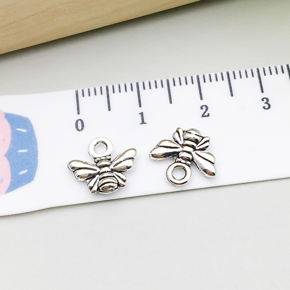 1 antique  silver bee 10*11mm-0.5g-6541