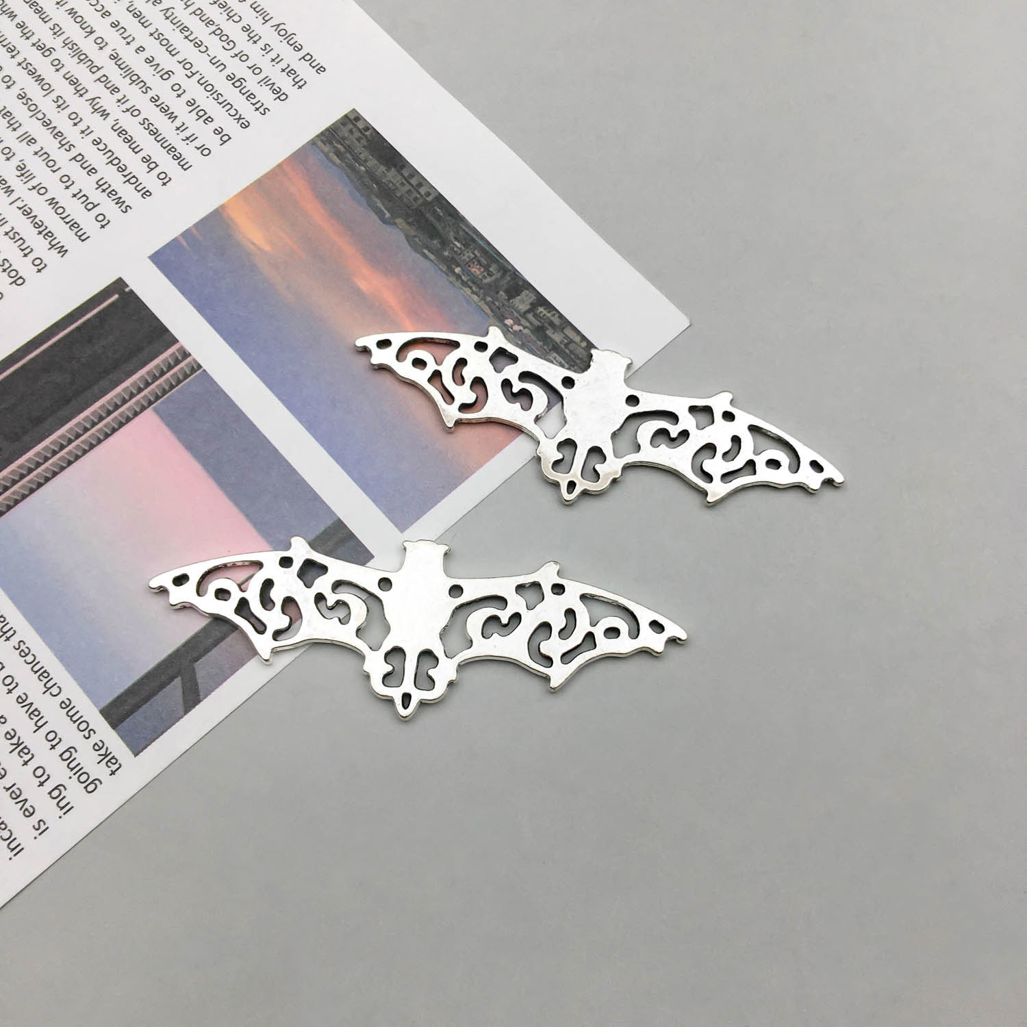 1 Ancient silver bat 19*56mm-3.4g-7716