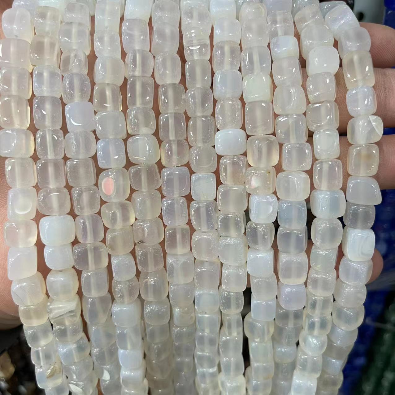 9:White agate
