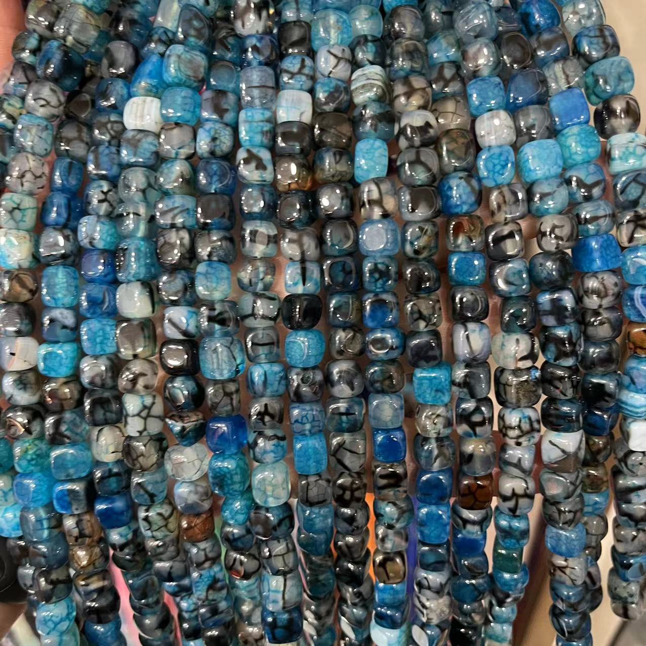 17:Blue dragon pattern agate