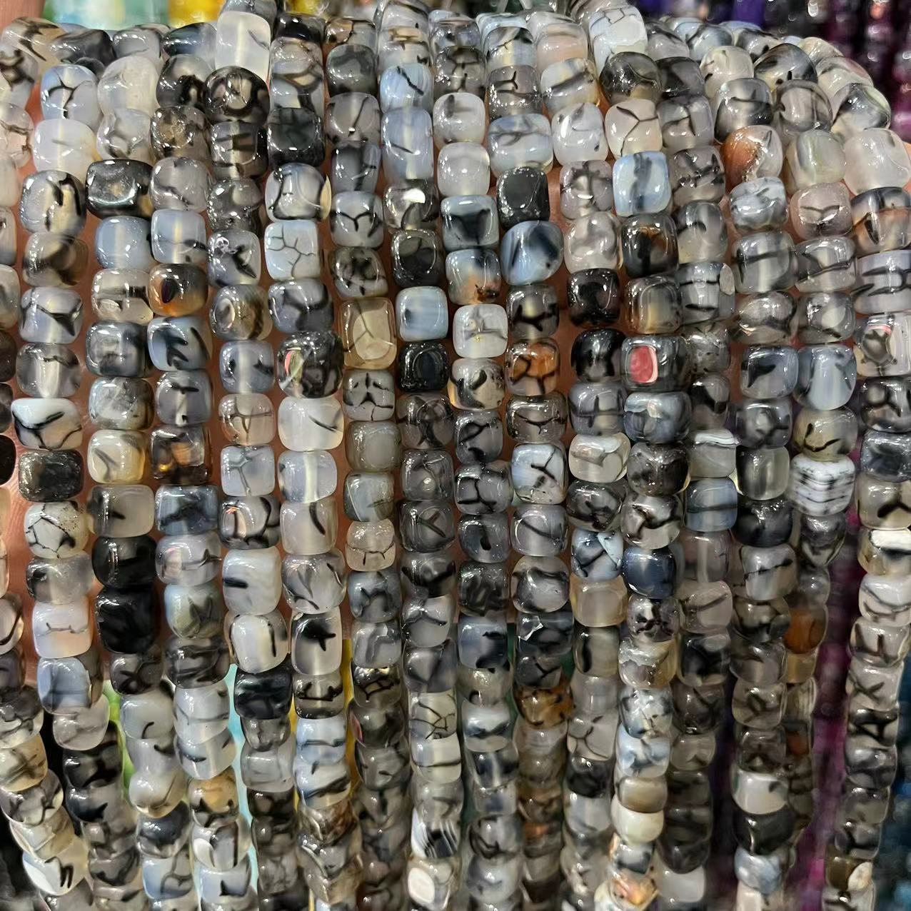 18:Black dragon pattern agate