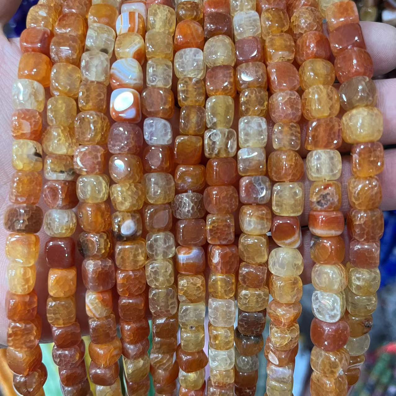 23:Orange cracked agate