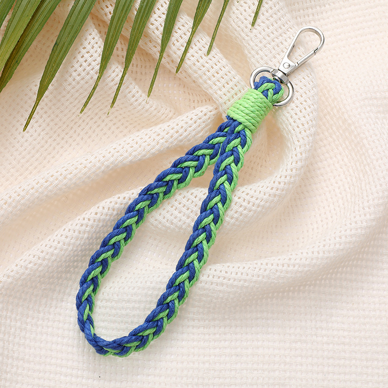 3:K2611 three-strand braid pendant blue and green