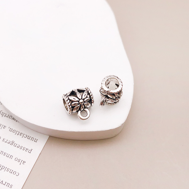 11:antique silver tee pendant 9x 10 hole 3.6 mm-13887/0.9g