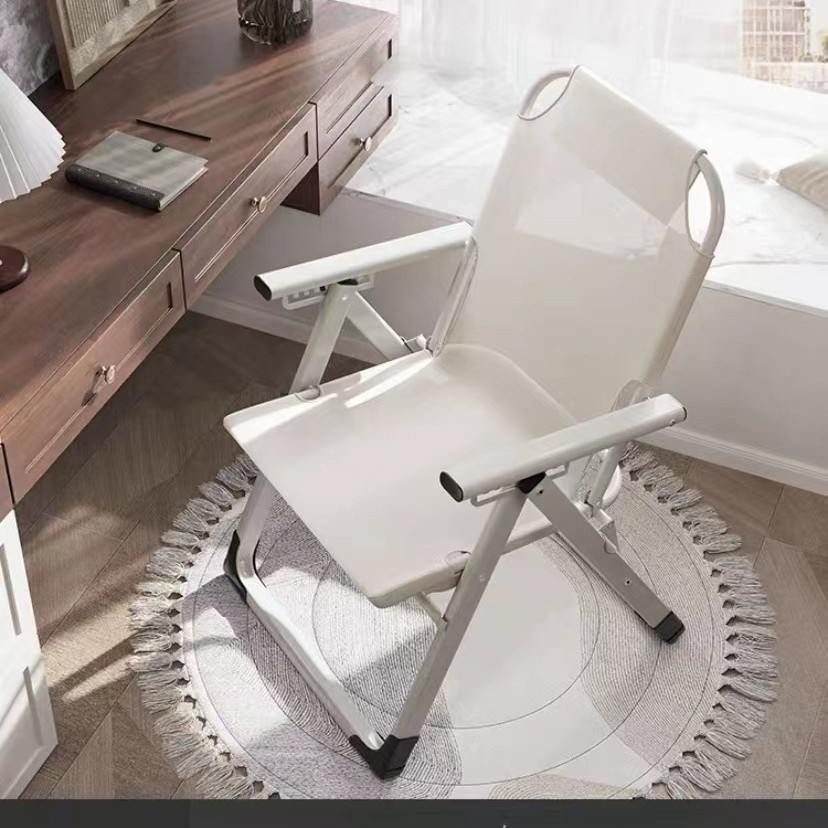 [can sit or lie down and foldable] square tube white