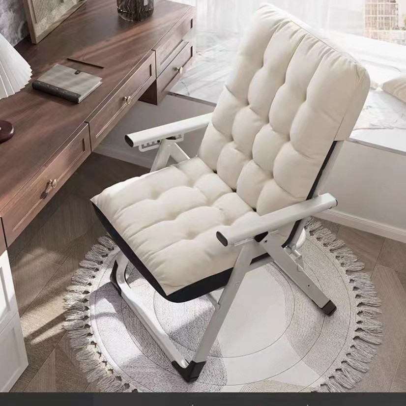 [can sit or lie down and foldable] square white cotton pad