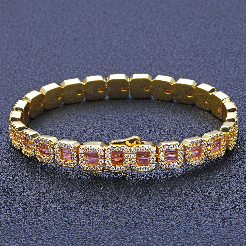Gold  Bracelet 7inch (length 18cm)