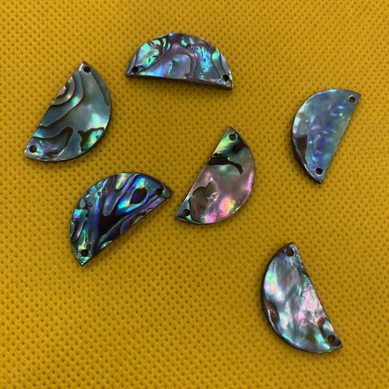 1:Left and right holes