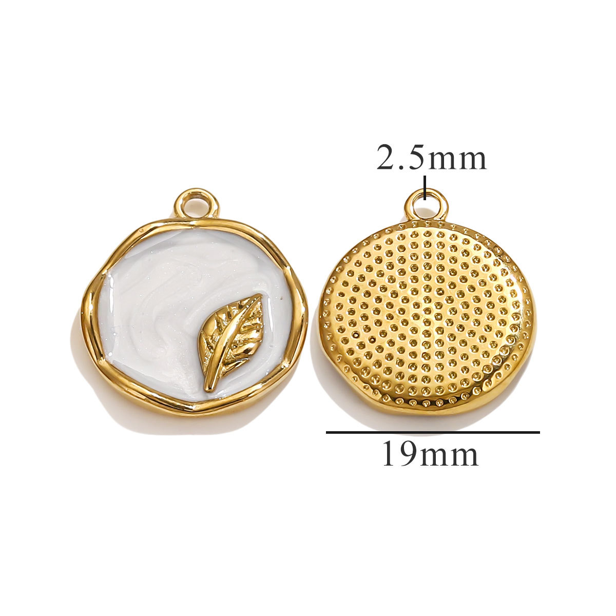 18:Round small leaf pendant-white