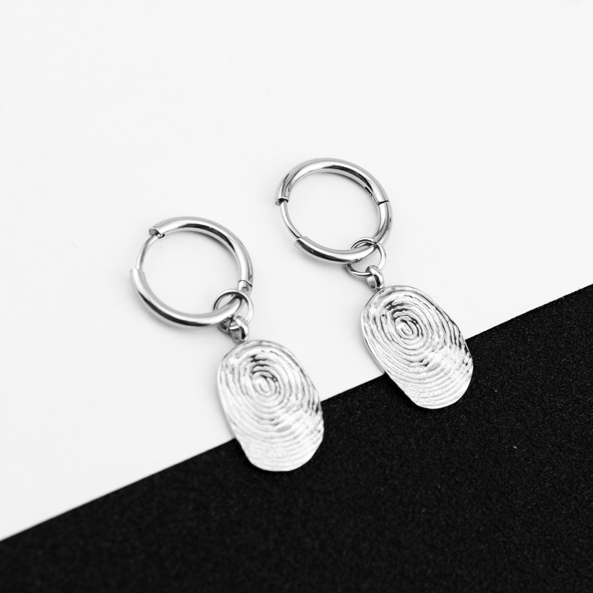 1:ear ring