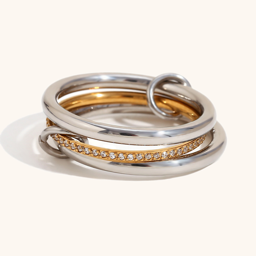 5:Three-layer rings with diamonds in the middle-two colors 1