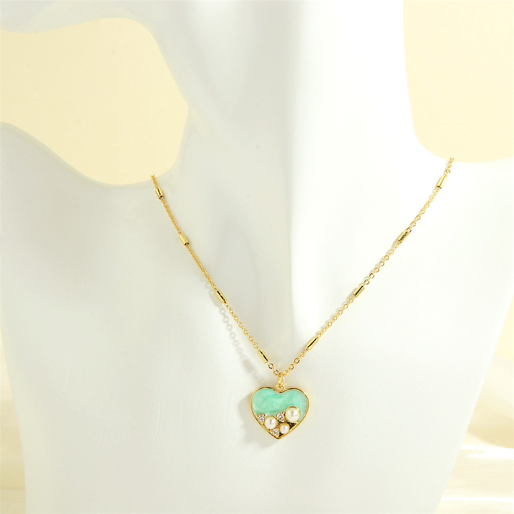 1:NE2000- Green dripping resin pearl Love