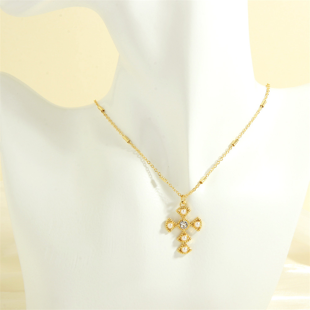5:NE2000- Large resin pearl Cross