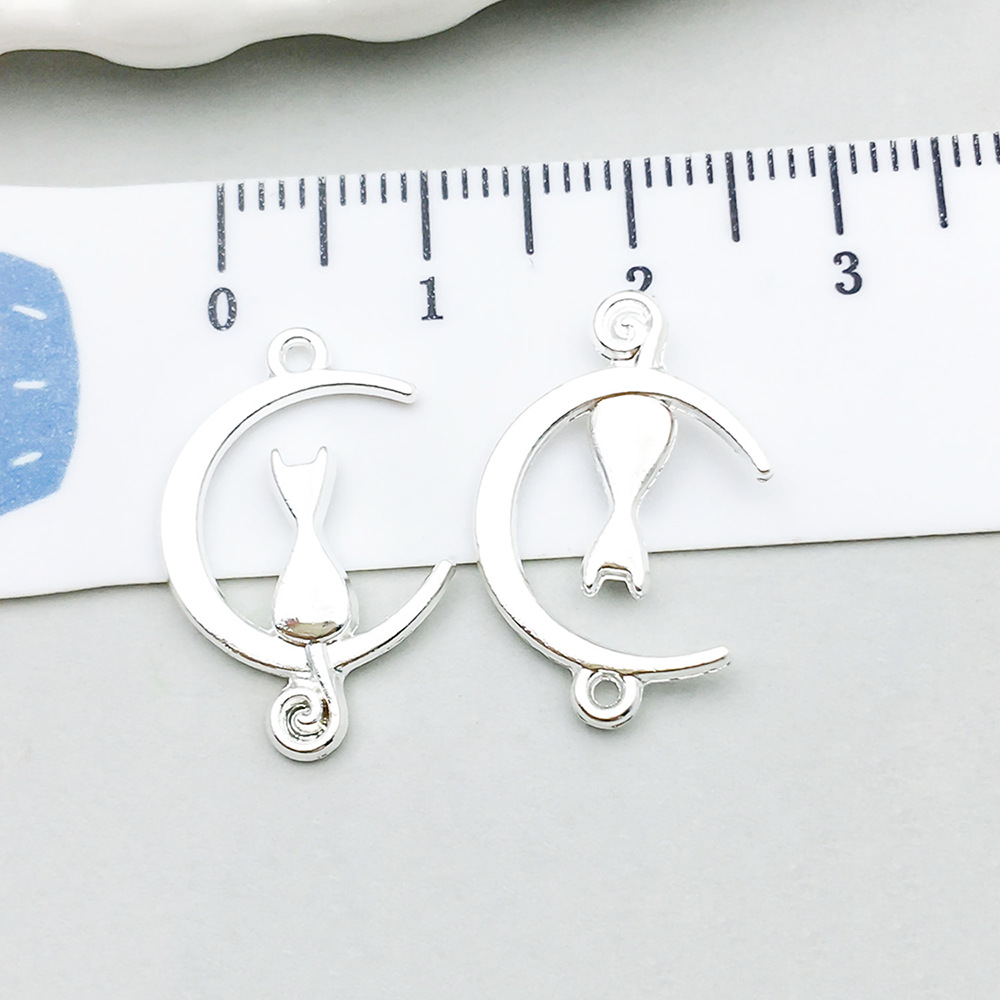 1 bright silver moon cat 21*13mm-0.8g-20648