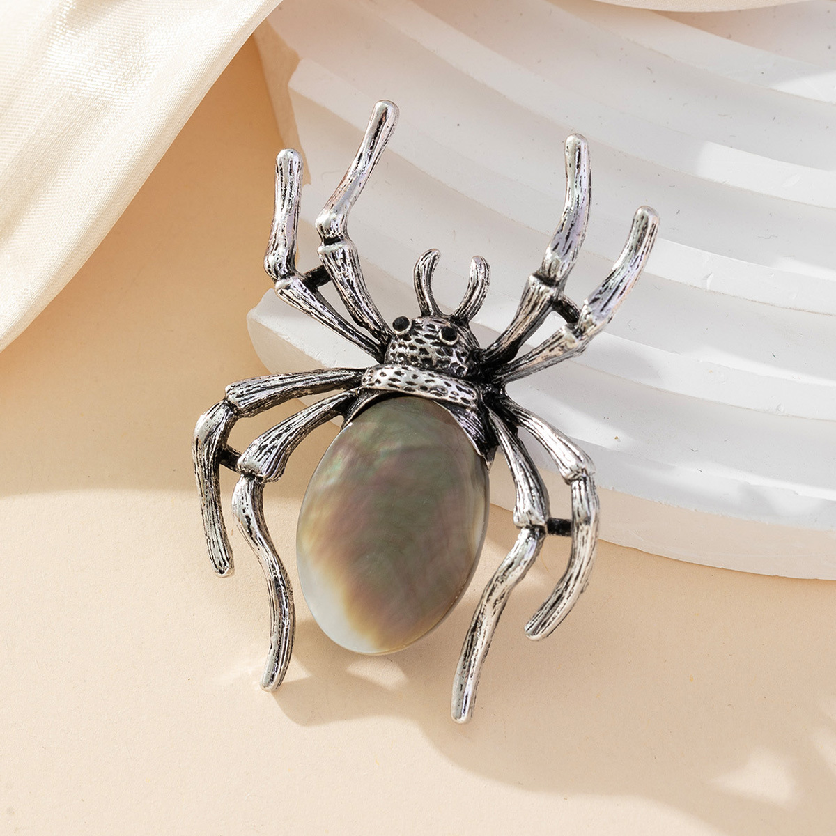 17:C10578-16 black butterfly shell