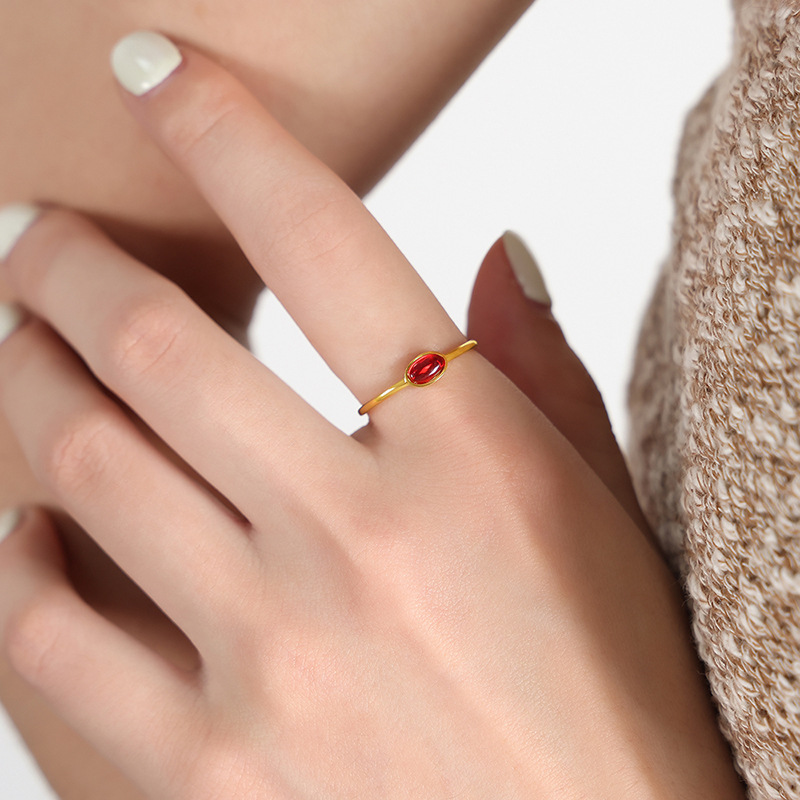 A494-Gold red glass ring US Size #6