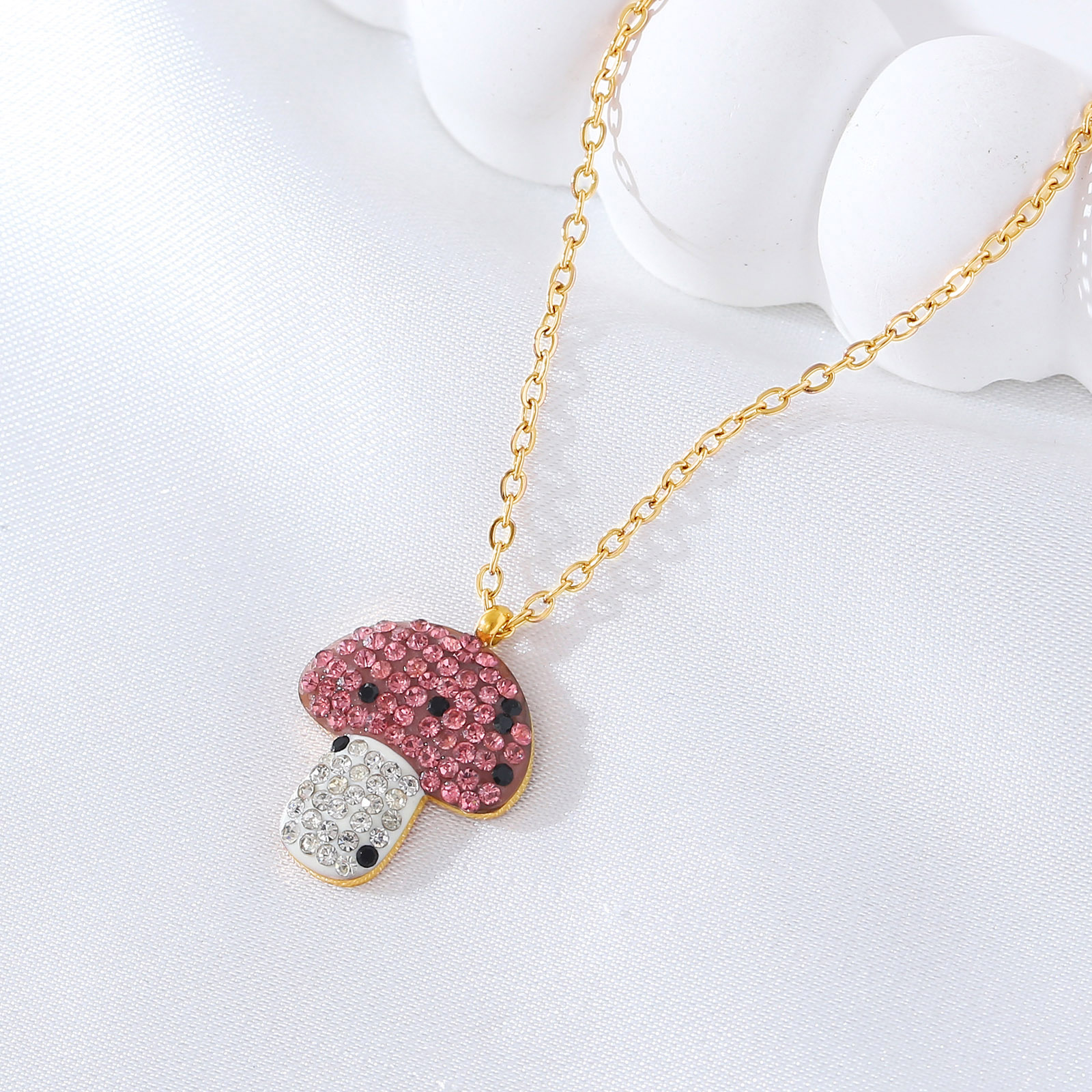 1.7*1.3cm golden mushroom nab04-7 Necklace