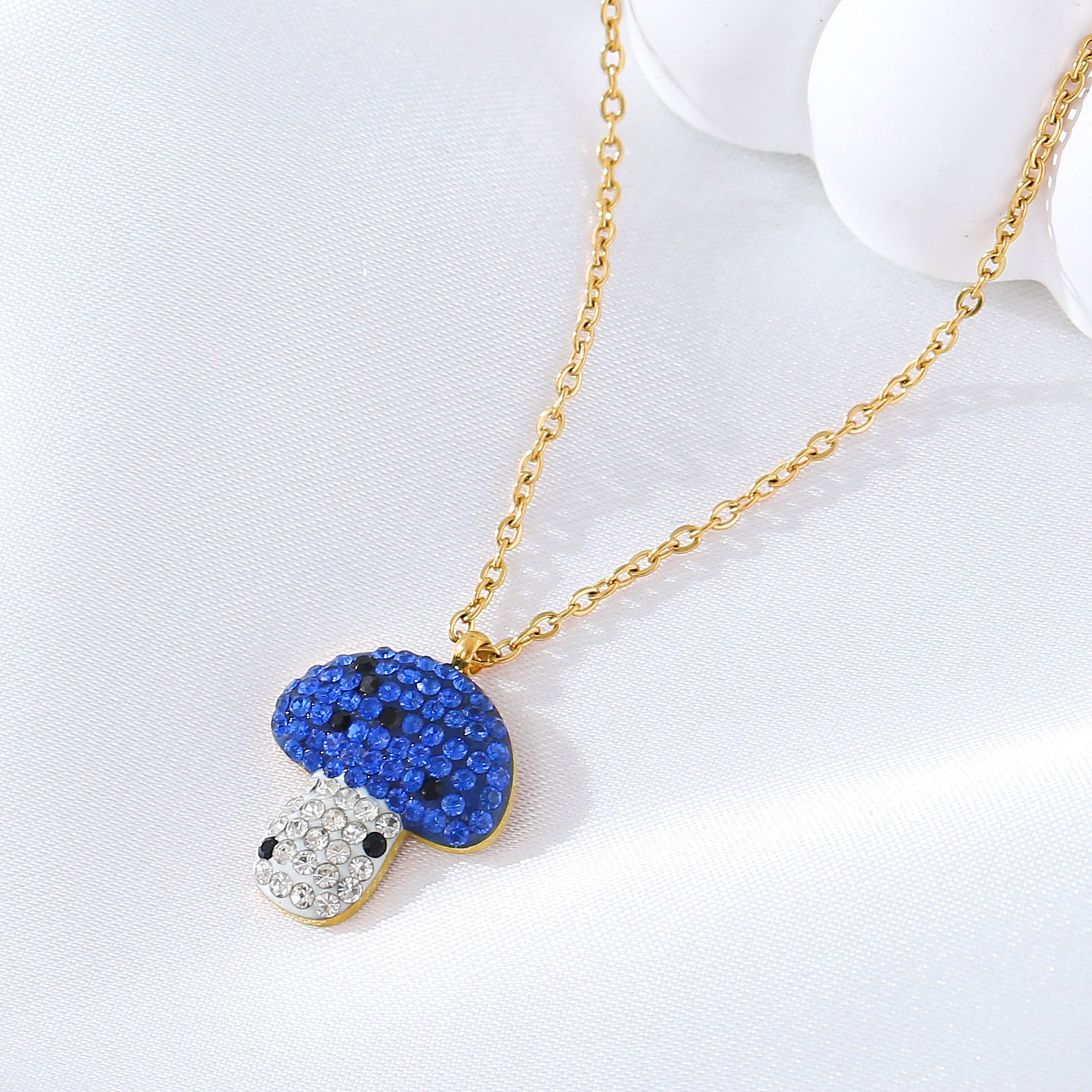 1.7*1.3cm golden mushroom nab10-2 Necklace