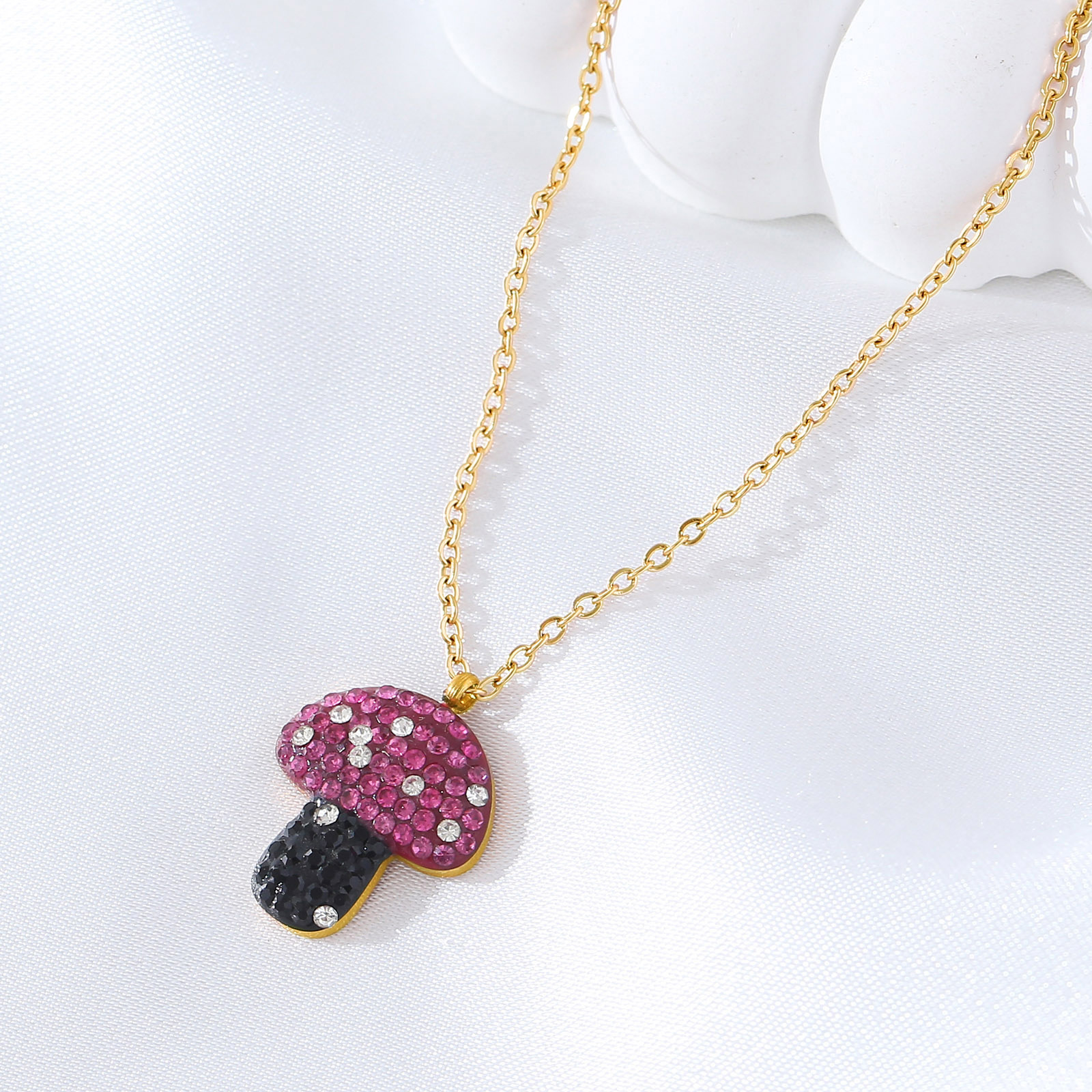1.7*1.3cm golden mushroom nab10-3 pendant