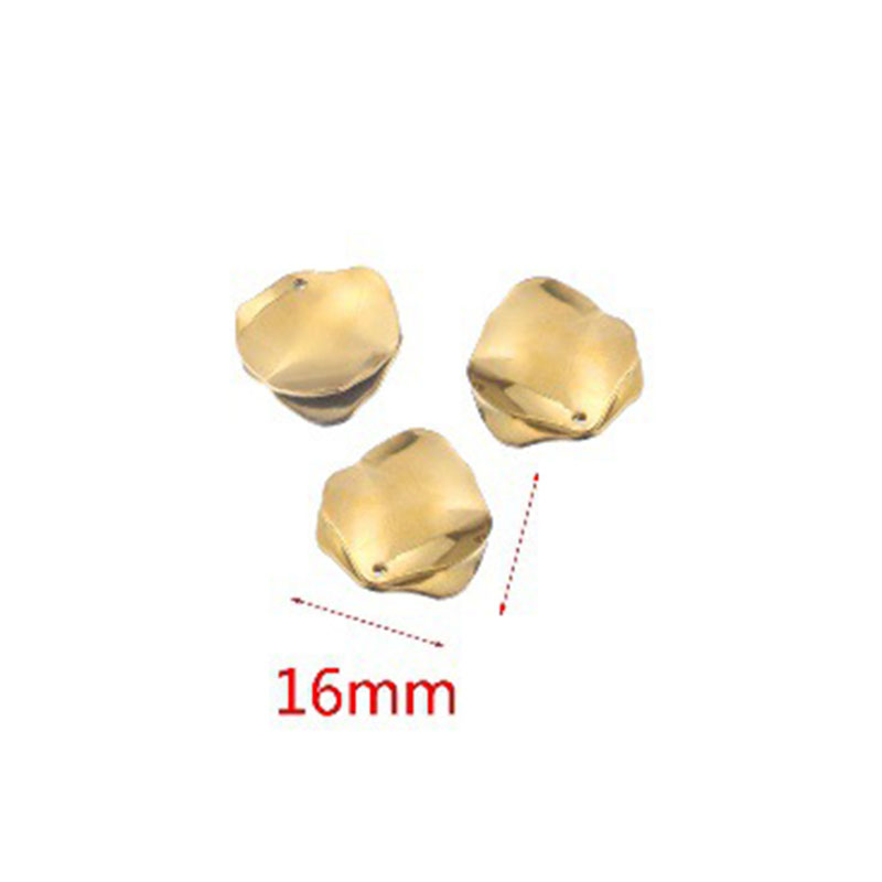 4:Golden small twist