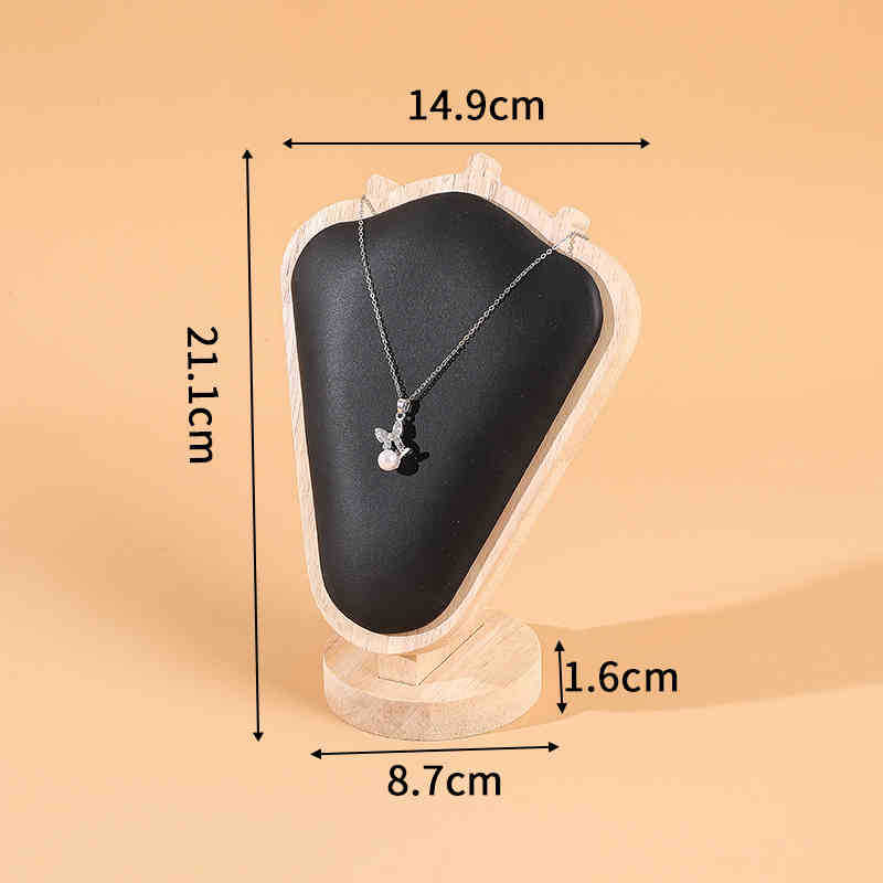 7:Goat horn necklace holder black leather trumpet