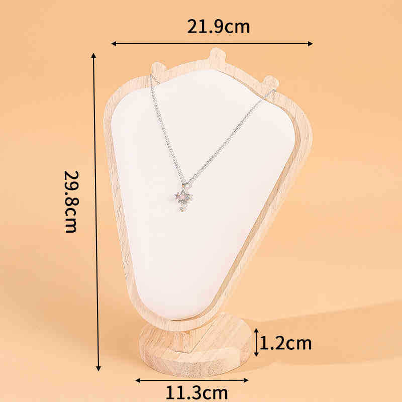 10:Goat horn necklace holder white leather large size