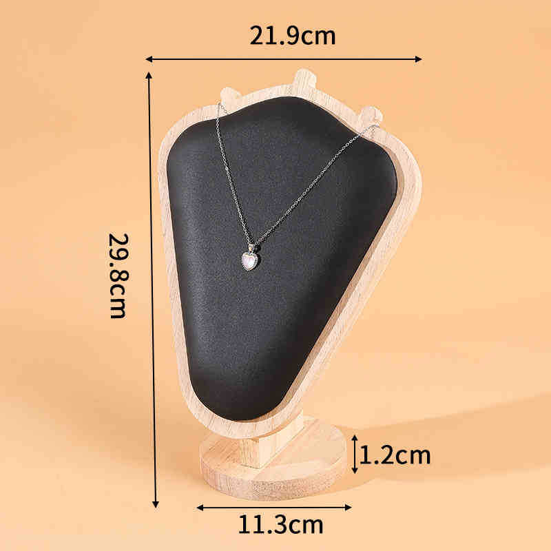 11:Goat horn necklace holder black leather large size