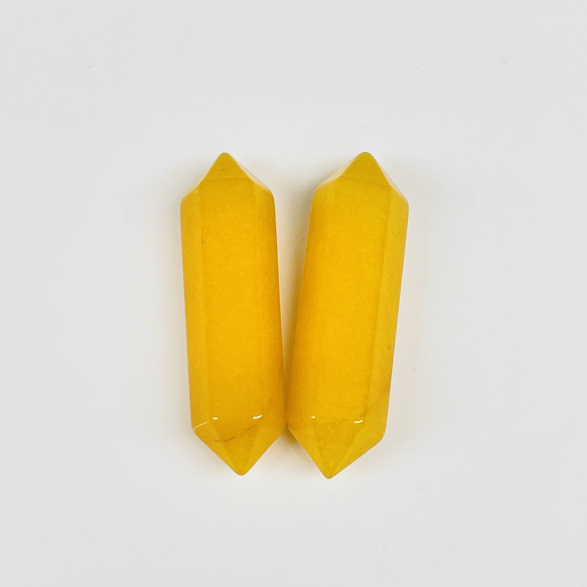 37:White Stone plus yellow [32 * 8MM]]