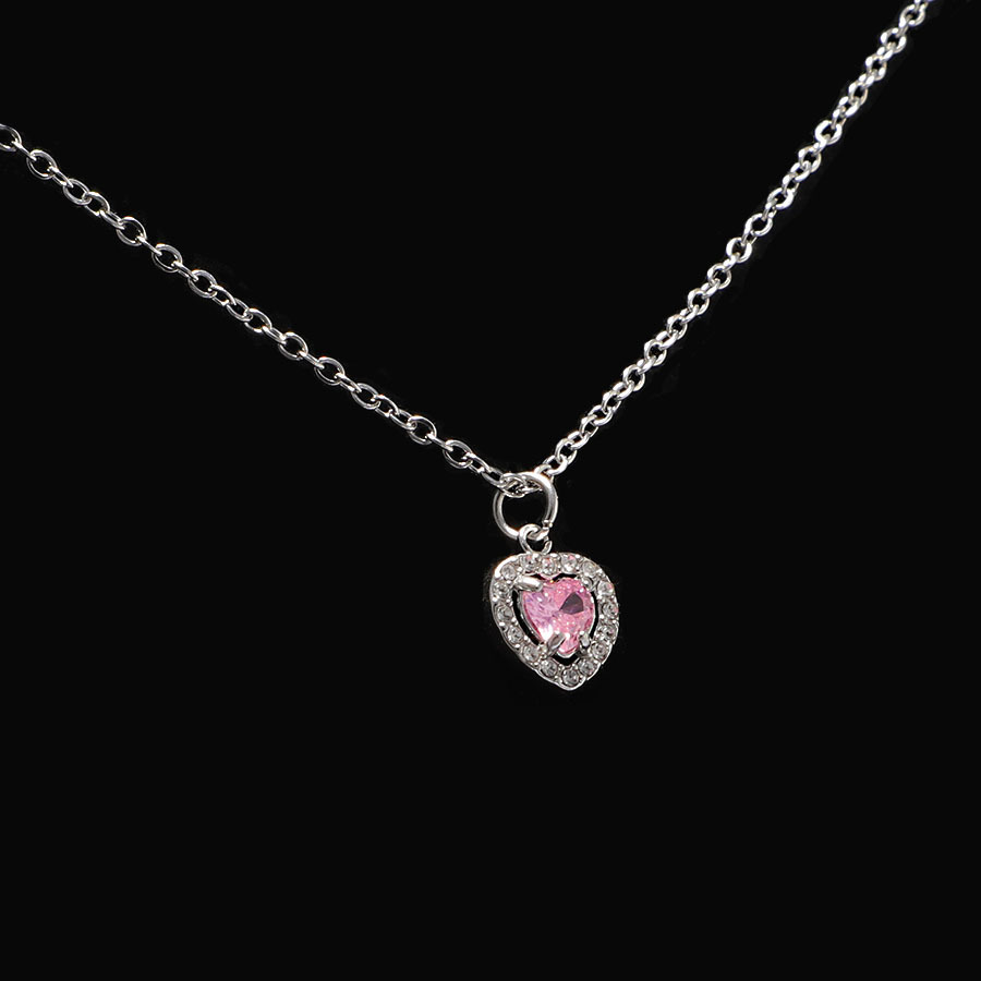 4:pink diamond necklace