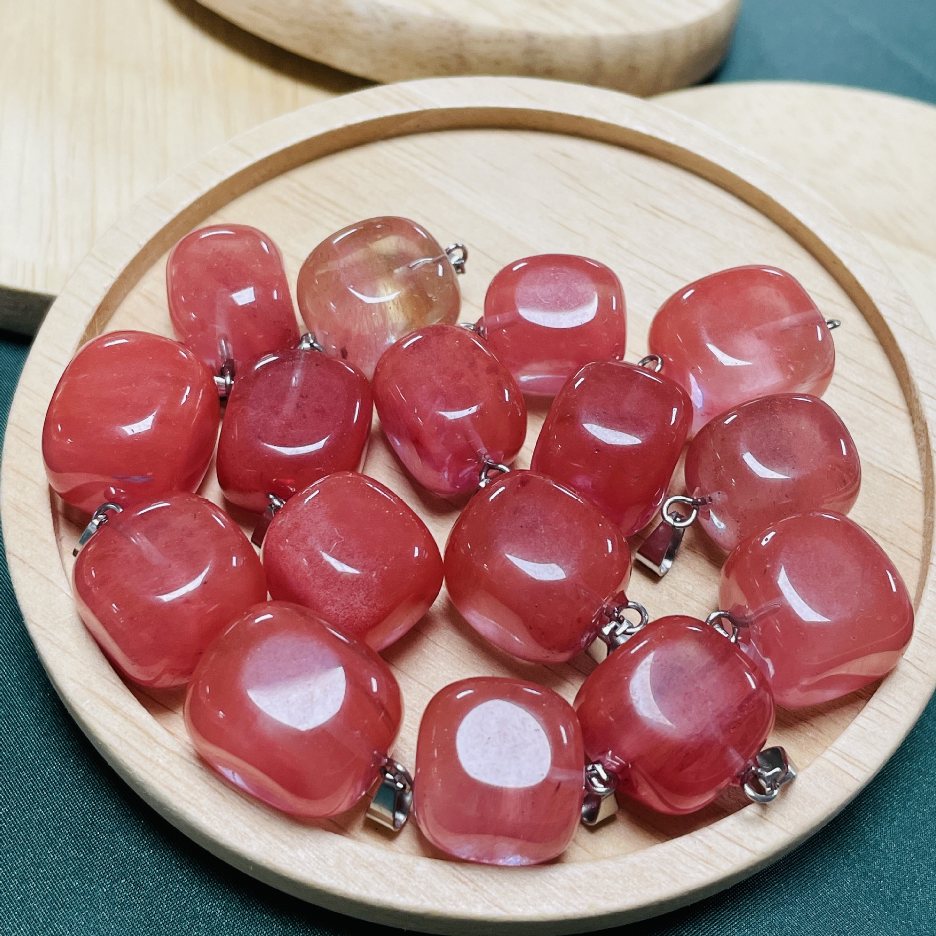 16:Watermelon red