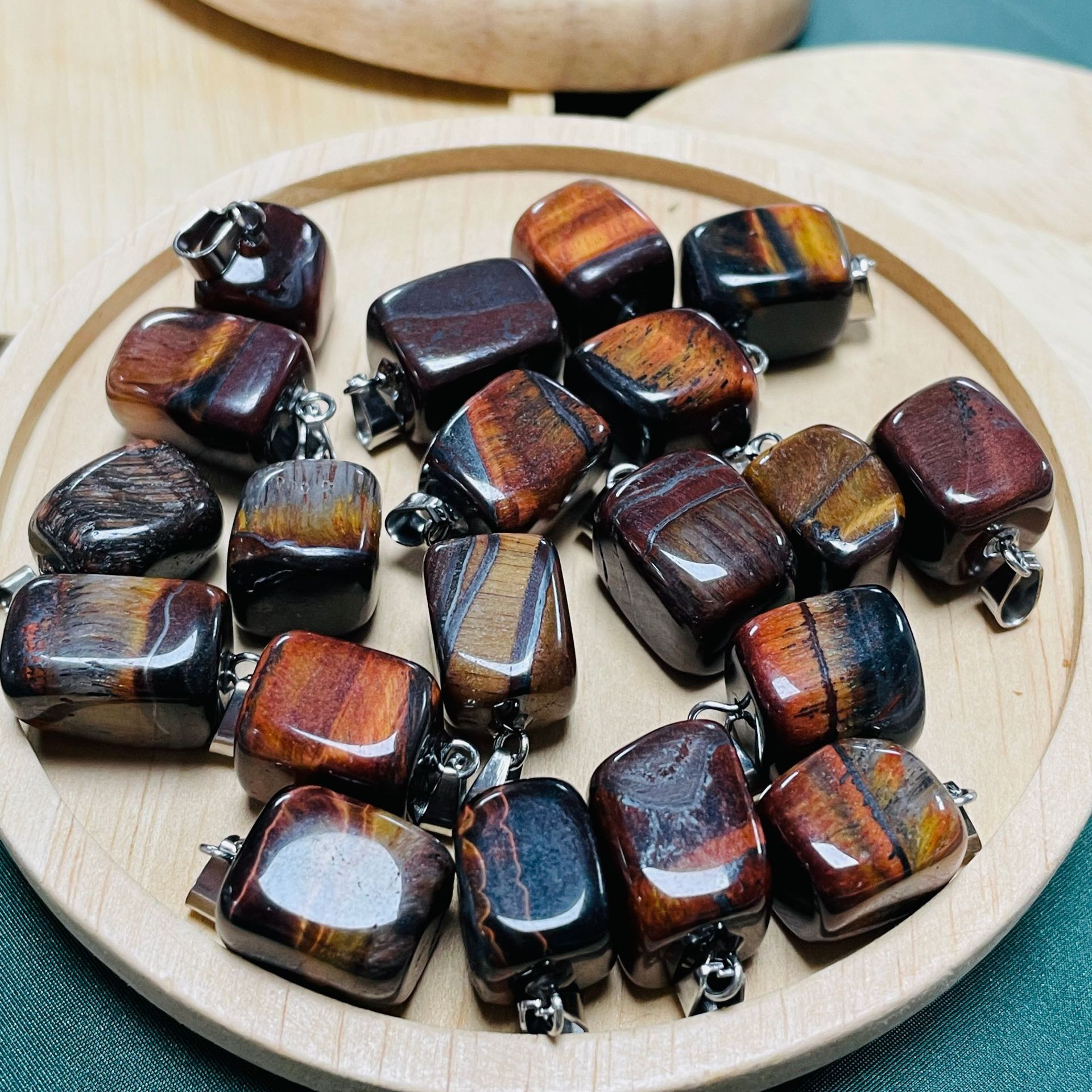 20:Red Tiger Eye